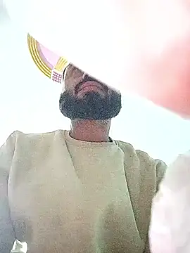 Snapshot of amitkumarkangra chatting on 11-18-25, 03:27 amitkumarkangra online show from 11-18-25, 03:27