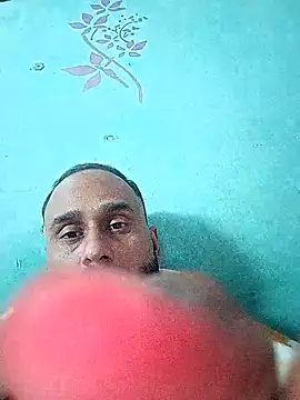 Snapshot of amitkumarkangra chatting on 11-25-25, 03:34 amitkumarkangra online show from 11-25-25, 03:34