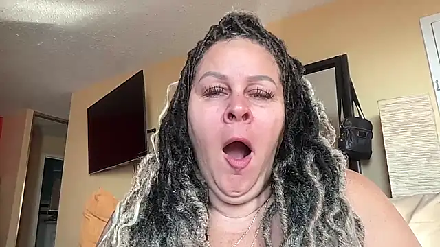 Snapshot of number1slut chatting on 04-30-26, 01:06 number1slut online show from 04-30-26, 01:06