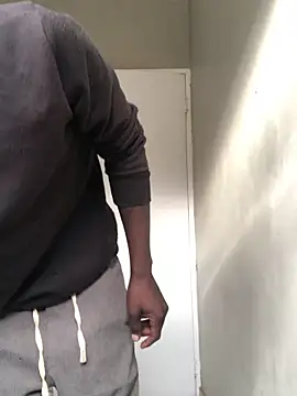 cuminsidebby online show from 10-31-25, 05:08