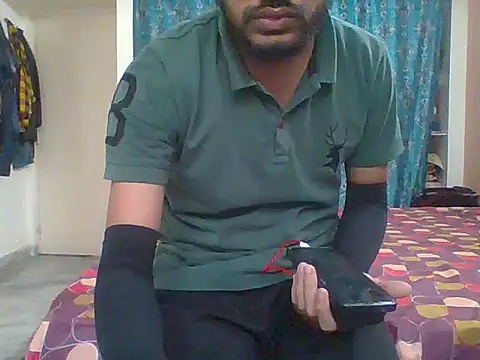 Snapshot of Naughty_Boy_Telugu chatting on 05-12-26, 10:56 Naughty Boy Telugu online show from 05-12-26, 10:56
