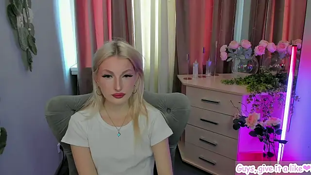 Sarrah blush online show from 09-25-25, 08:18
