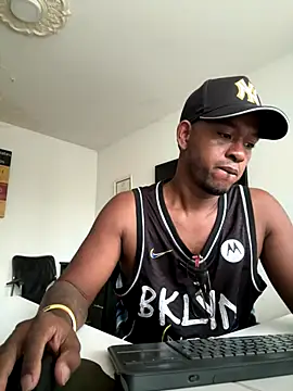 AndyCalifornia1 online show from 10-01-25, 12:33