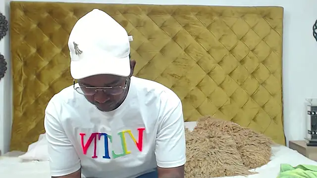 AndyCalifornia1 online show from 10-20-25, 12:38