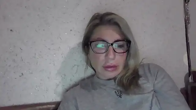 Snapshot of fox_red_lady7 chatting on 02-08-26, 09:29 fox red lady7 online show from 02-08-26, 09:29