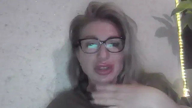 fox red lady7 online show from 03-31-26, 08:20