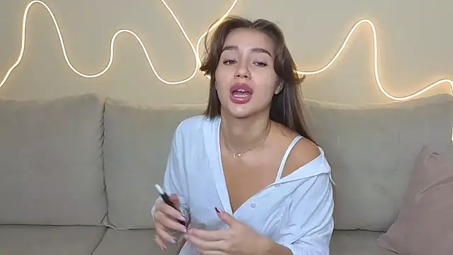 KathrynBrooks online show from 10-21-25, 03:24