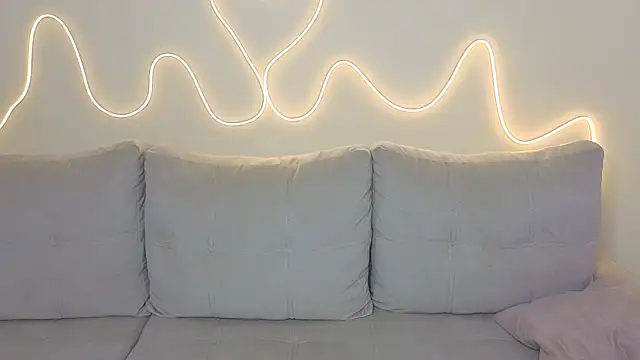 KathrynBrooks online show from 11-24-25, 03:34