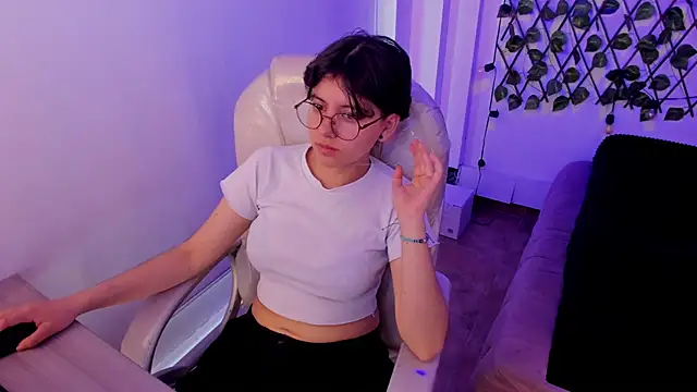 Nathaly ds online show from 10-12-25, 07:46