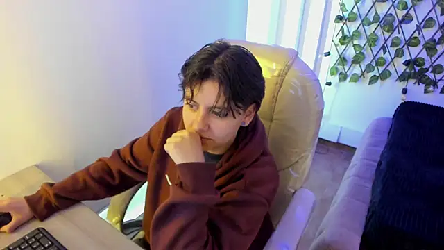 Nathaly ds online show from 10-13-25, 07:25