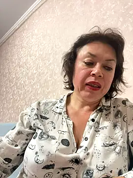 Snapshot of Kiravix chatting on 11-06-25, 07:04 Kiravix online show from 11-06-25, 07:04