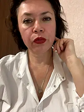 Snapshot of Kiravix chatting on 11-26-25, 06:53 Kiravix online show from 11-26-25, 06:53