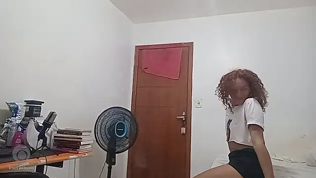 Snapshot of greatbrnrd chatting on 09-15-25, 11:27 greatbrnrd online show from 09-15-25, 11:27