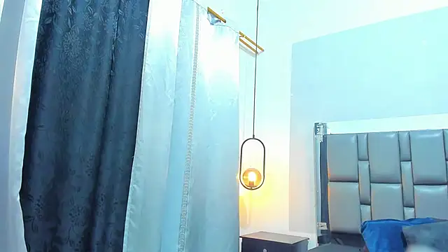 dakota roussee online show from 03-03-26, 11:49