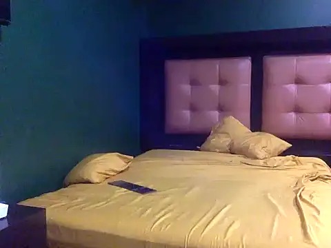 Thiagoforyou online show from 10-22-25, 04:57