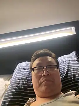 Snapshot of tashaninlife chatting on 11-29-25, 04:15 tashaninlife online show from 11-29-25, 04:15