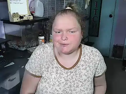 KadiSparkle online show from 09-16-25, 05:47