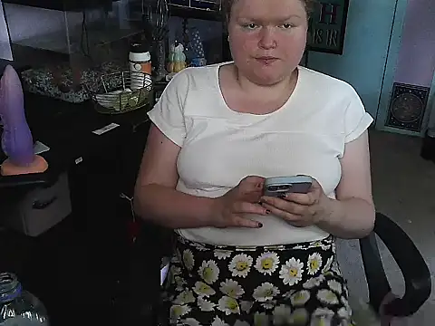 KadiSparkle online show from 09-17-25, 02:08