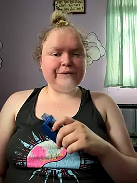 KadiSparkle online show from 09-24-25, 03:37