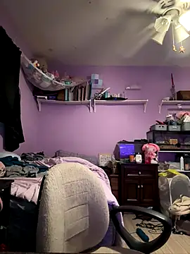 KadiSparkle online show from 11-18-25, 02:39