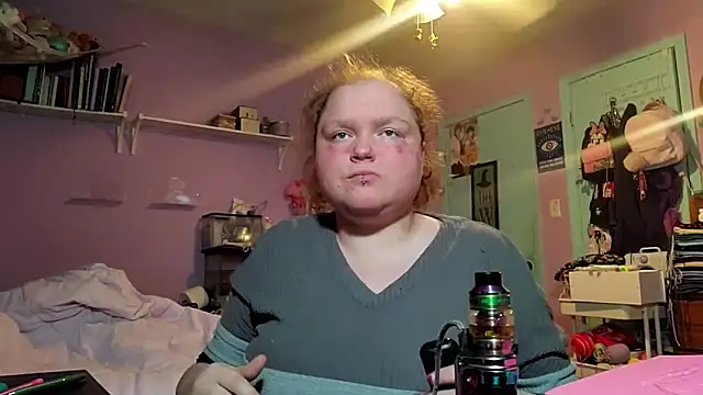 KadiSparkle online show from 02-15-26, 11:56