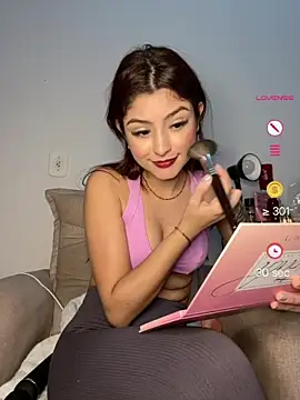 Snapshot of MarianaNinfa chatting on 07-13-26, 11:29 MarianaNinfa online show from 07-13-26, 11:29