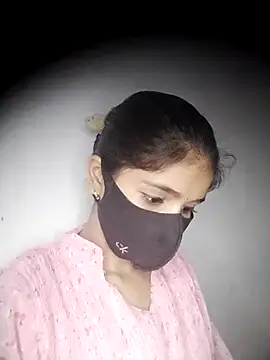 Snapshot of Sexey-Puja chatting on 12-16-25, 06:18 Sexey-Puja online show from 12-16-25, 06:18