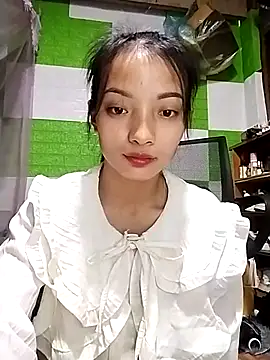 Snapshot of tdtd98 chatting on 10-21-25, 04:13 tdtd98 online show from 10-21-25, 04:13