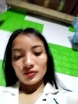 Snapshot of tdtd98 chatting on 10-23-25, 02:16 tdtd98 online show from 10-23-25, 02:16