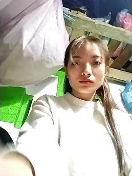 Snapshot of tdtd98 chatting on 02-12-26, 10:49 tdtd98 online show from 02-12-26, 10:49