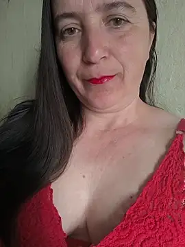 Snapshot of EvelinCutex chatting on 05-14-26, 12:01 EvelinCutex online show from 05-14-26, 12:01
