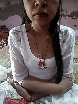 Paakhi-Singh online show from 12-19-25, 04:08