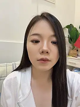 Snapshot of xiaoxiao0611 chatting on 08-07-26, 05:37 xiaoxiao0611 online show from 08-07-26, 05:37