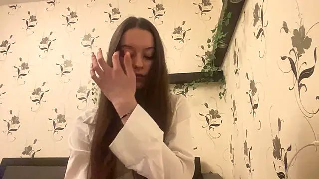 Snapshot of AshleyEady chatting on 10-09-25, 09:13 AshleyEady online show from 10-09-25, 09:13