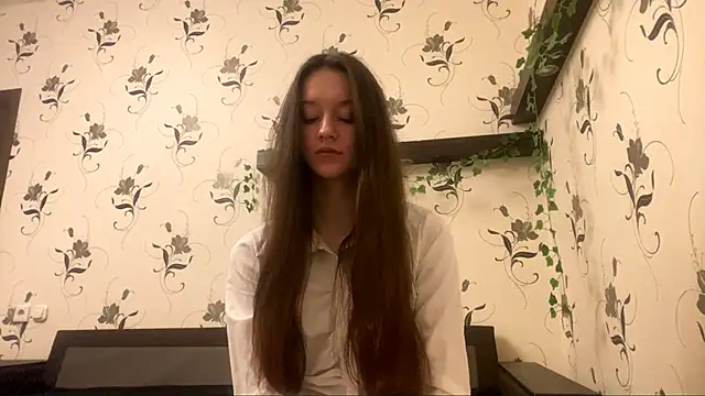 Snapshot of AshleyEady chatting on 10-15-25, 09:26 AshleyEady online show from 10-15-25, 09:26