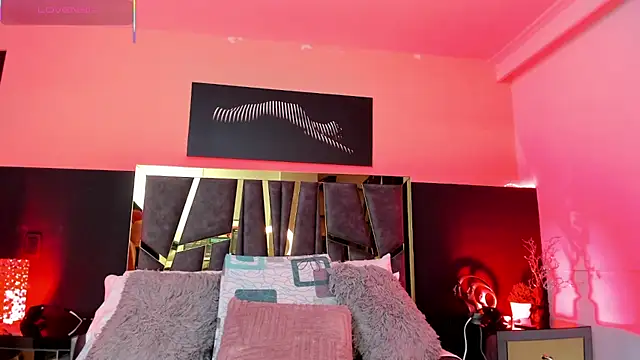 ScarletTorres online show from 11-07-25, 06:52