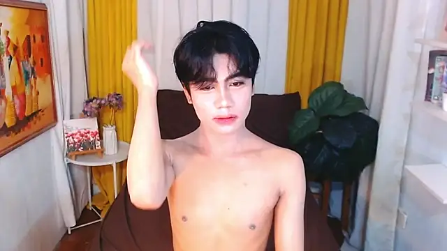 Snapshot of DhicksonCammer chatting on 12-16-25, 06:07 DhicksonCammer online show from 12-16-25, 06:07