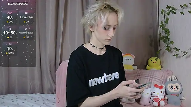 NextVibe  online show from 11-25-25, 05:13