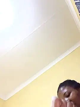 Snapshot of Prettyboobiesx chatting on 10-03-25, 11:02 Prettyboobiesx online show from 10-03-25, 11:02