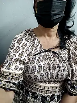 Snapshot of ammala_honey chatting on 10-01-25, 03:18 ammala honey online show from 10-01-25, 03:18