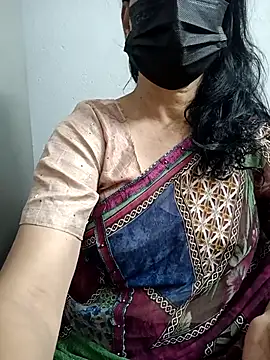 Snapshot of ammala_honey chatting on 11-24-25, 05:12 ammala honey online show from 11-24-25, 05:12