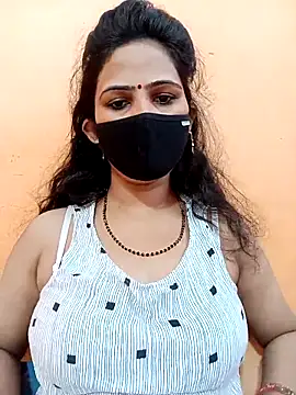 Snapshot of Shagun-Mishra chatting on 10-08-25, 05:05 Shagun-Mishra online show from 10-08-25, 05:05