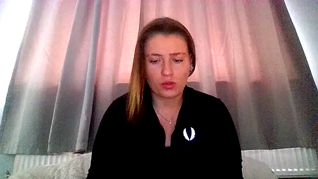 RUBY-ROSE-SWINGS online show from 11-11-25, 11:10