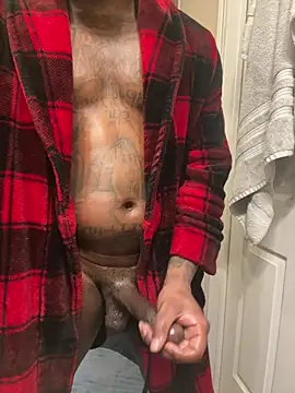 Snapshot of StandOnthatboy chatting on 02-21-26, 04:08 StandOnthatboy online show from 02-21-26, 04:08