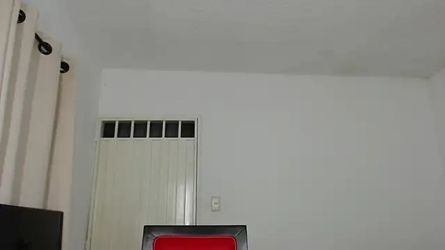 Alex mojica online show from 10-08-25, 05:27