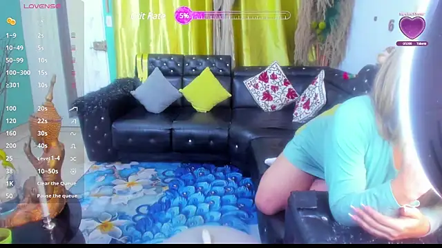 Snapshot of BarbieStyled chatting on 12-21-24, 01:47 BarbieStyled online show from 12-21-24, 01:47