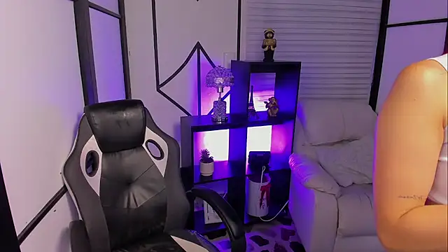 NahomiRichards  online show from 09-11-25, 04:12