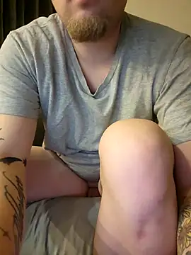 Snapshot of matty244 chatting on 11-23-25, 08:47 matty244 online show from 11-23-25, 08:47