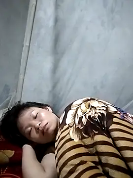 LinhNa999 online show from 11-14-25, 12:53