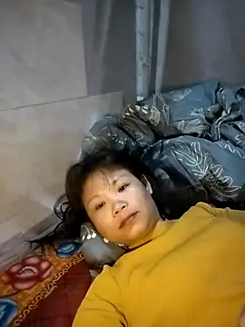 LinhNa999 online show from 03-12-26, 01:06